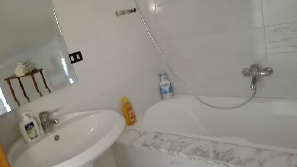B&B Sentiero Romantico Έμπολι Εξωτερικό φωτογραφία