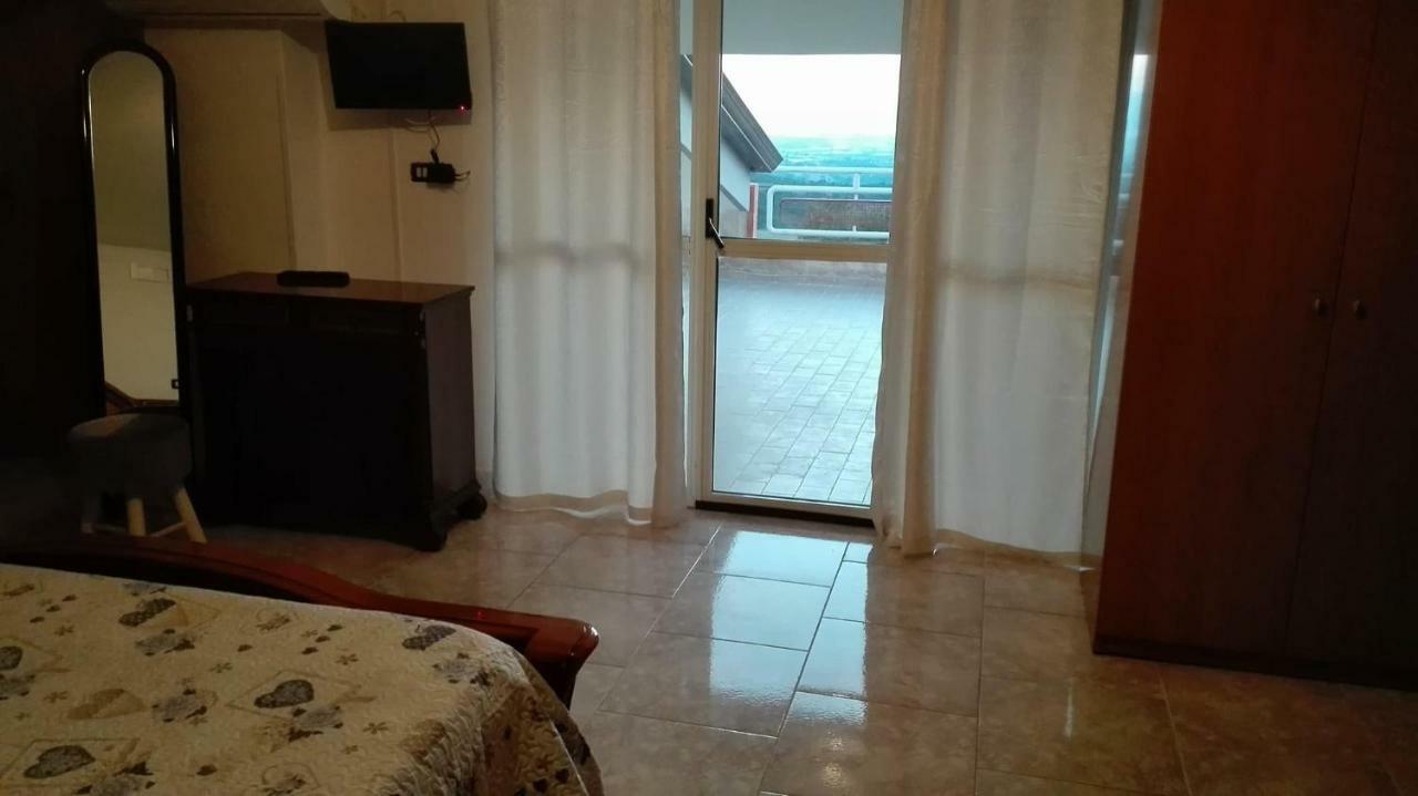 B&B Sentiero Romantico Έμπολι Εξωτερικό φωτογραφία